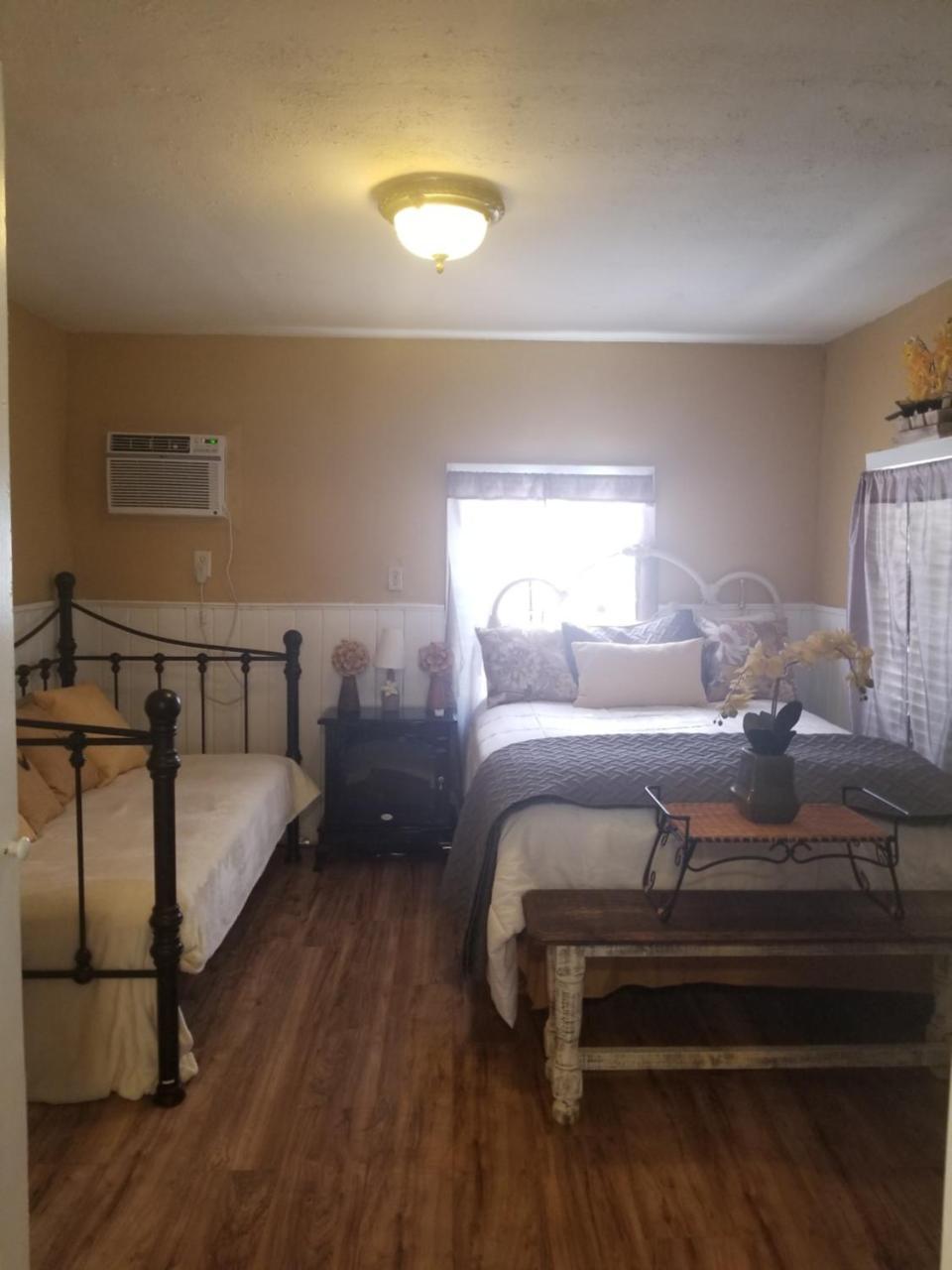 מלון New Waverly Gibbs Street Manor מראה חיצוני תמונה