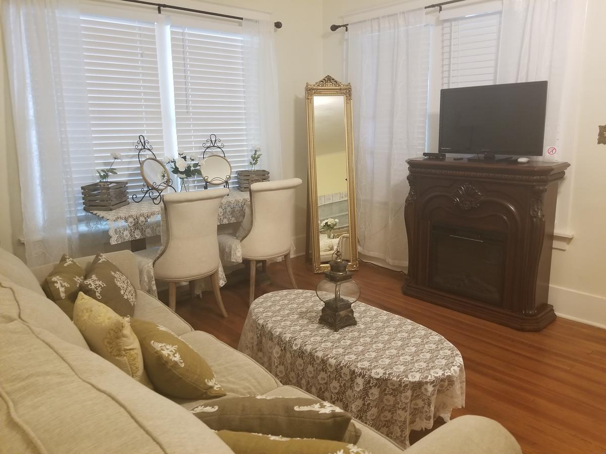 מלון New Waverly Gibbs Street Manor מראה חיצוני תמונה